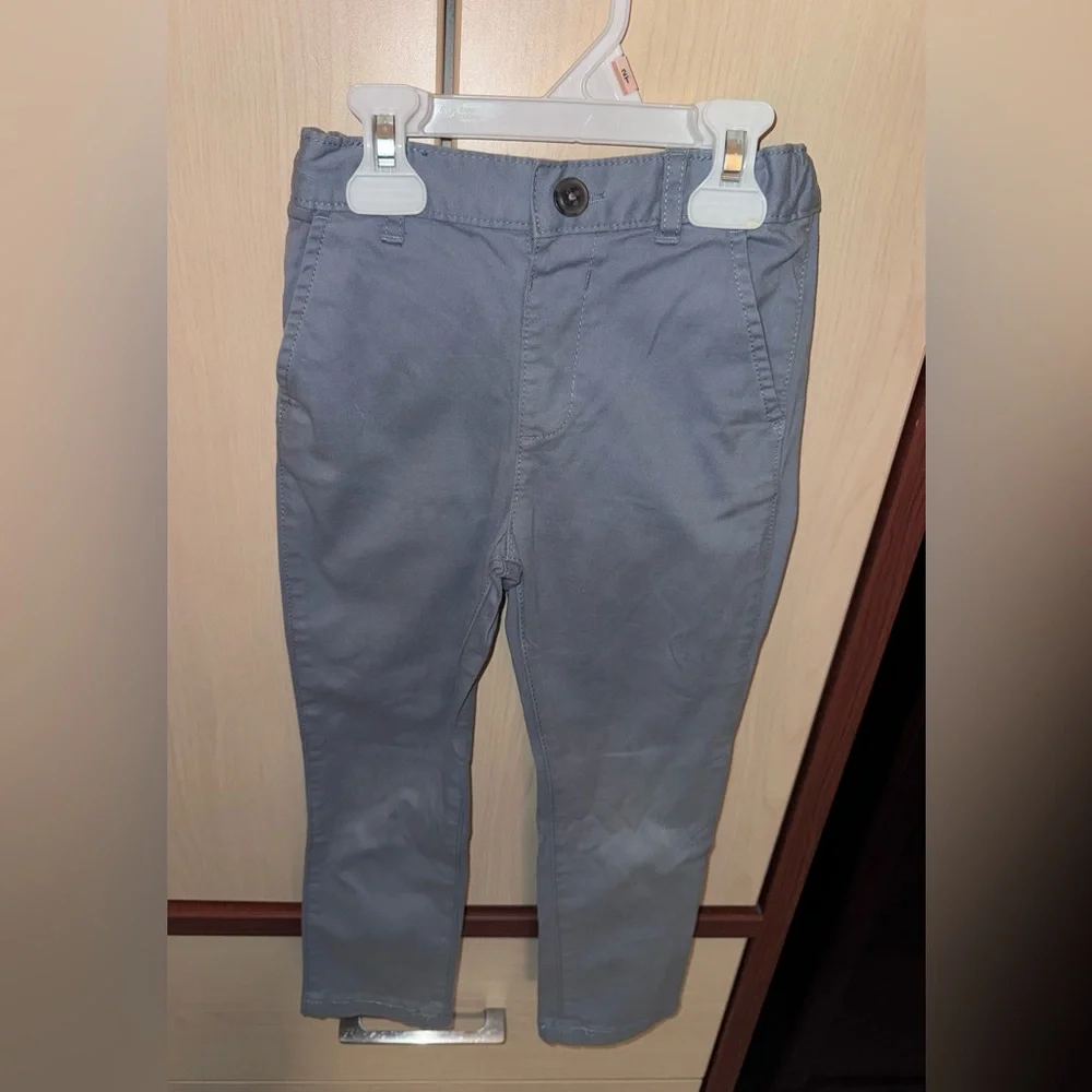 The Children’s Place Boys Gray Chino Pants Size 5T Toddler
